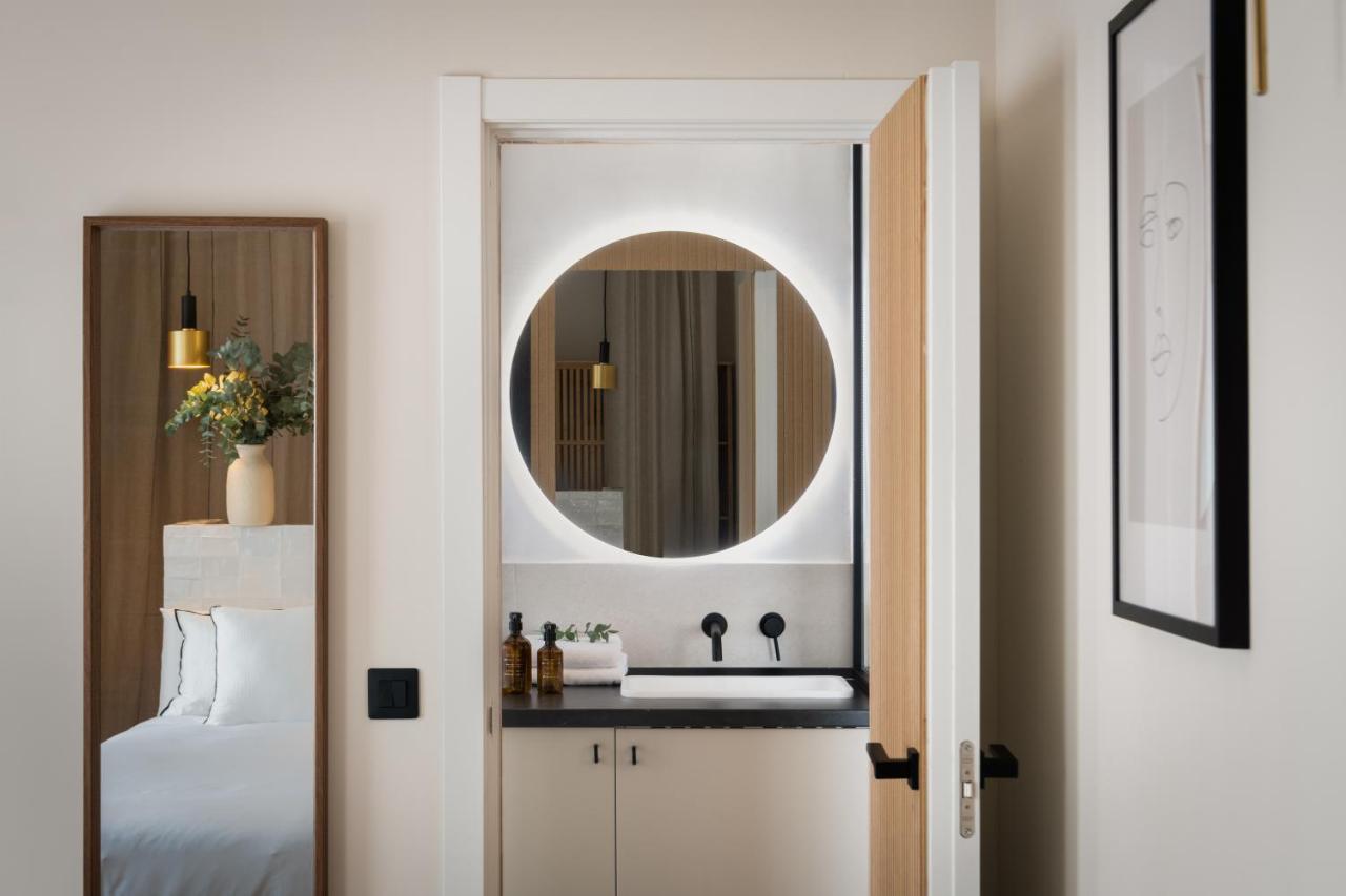 Magno Apartments Robles With Jacuzzi And Private Parking Sevilla Buitenkant foto