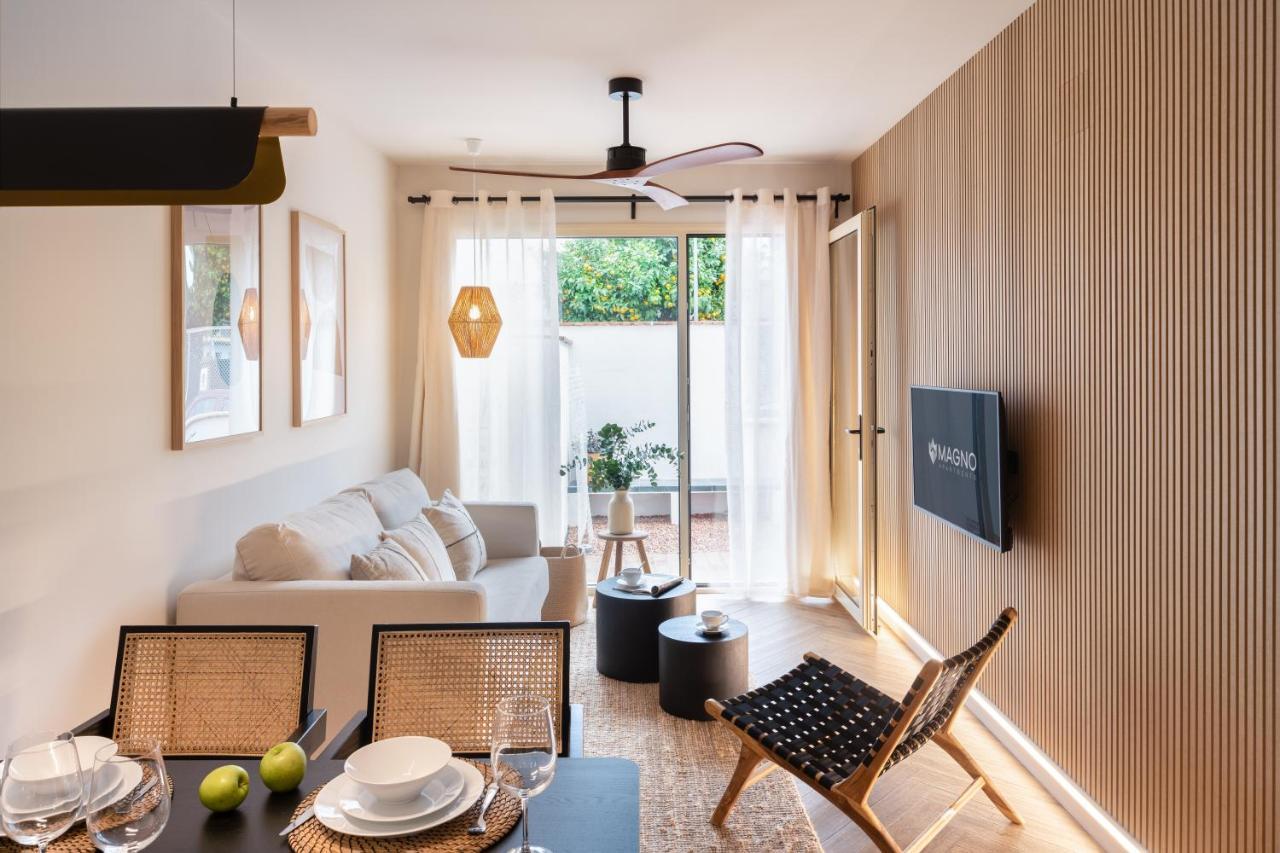 Magno Apartments Robles With Jacuzzi And Private Parking Sevilla Buitenkant foto